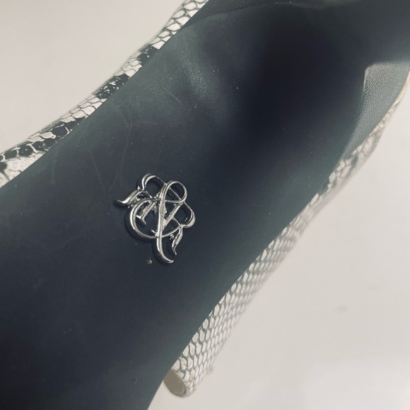 New Rock & Republic Red and Black High Heels - Picture 2 of 4